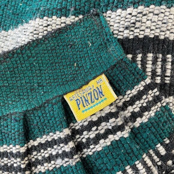 Pinzon Shoulder Bag - Picture 3 of 10